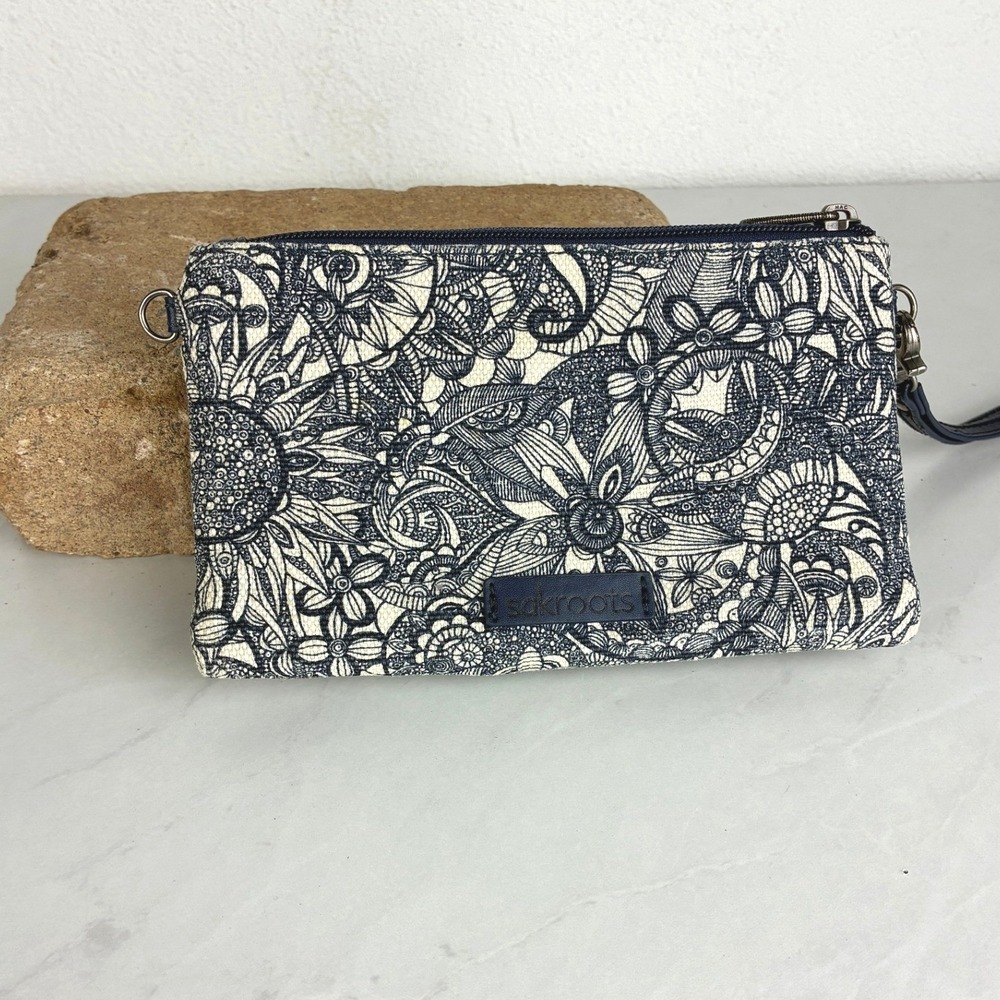 Sakroots Navy Blue Floral Wristlet Wallet - Small - Boho Artistic Nature